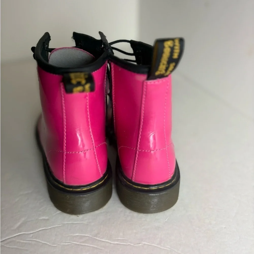 DR. MARTENS 1460 Lace Up Delaney Hot Pink Junior Size 3 US